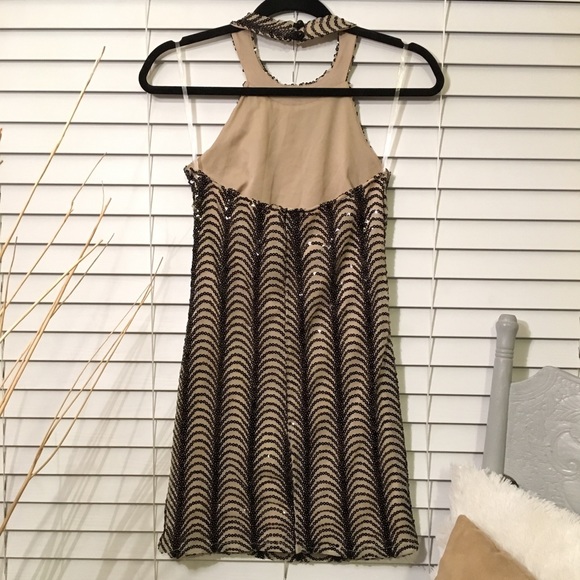 π€ Sequin Halter Party Dress Nude/Black - Picture 2 of 5